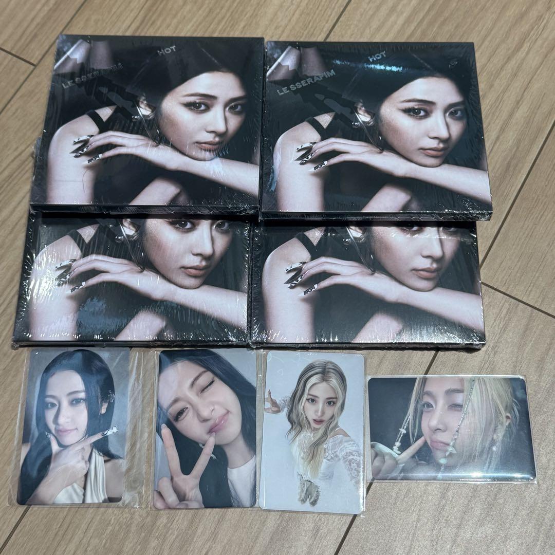 

[USED] LESSERAFIM Yunjin HOT Compact Lakidro Trading Card
