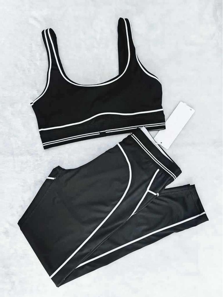 Women's 2025 Yoga Set: Adjustable, Shockproof Sports Bra & Lightweight, Breathable Fitness Wear.