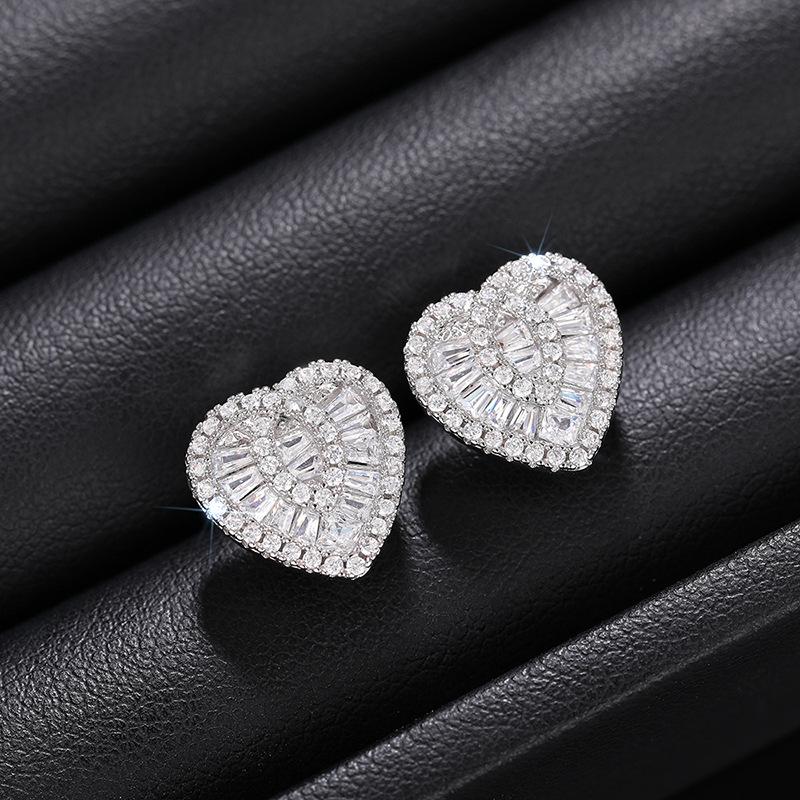 Love Jewelry Women, Micro-inlaid Zircon Exquisite Earrings, Heart-shaped Lady Popular Earrings