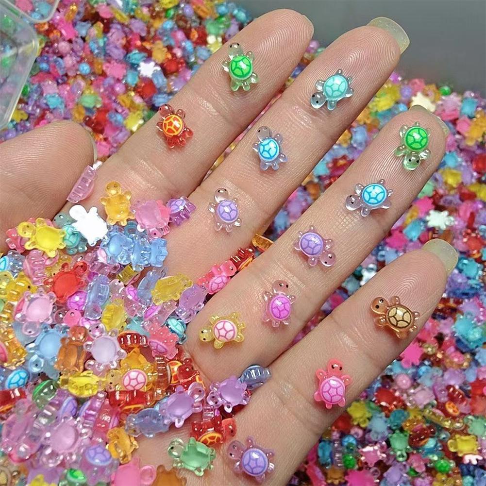 100Pcs Luminous Mini Resin Turtles Glow in The Dark Cute Tiny Turtles Sea Turtles Figurines Micro Landscape Home Decoration Gift