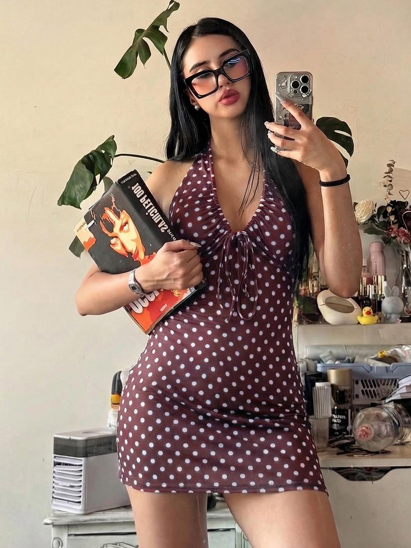 Amazon Cross-border fashionable sexy hot girl polka dot mini skirt 2026 summer new halter slimming dress S коричневый