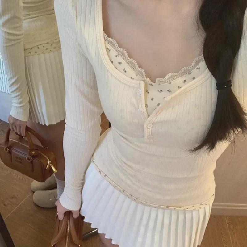 Zweiteiliges T-Shirt mit Blumenmuster und langen Ärmeln im Slim Fit für Damen – Schicker Frühlings- und Herbststil