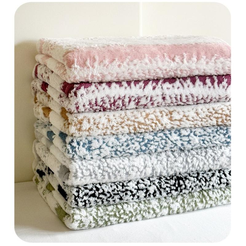 1pcs Soft Cozy Throw Blanket Warm Flannel for Sofa Office Shawl Bedroom Camping Travel with Dual Color Jacquard Cover Blankets Air Conditioning Quilt