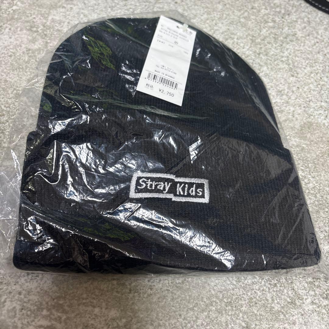 

[USED] Stray Kids knit cap, black, Stray Kids WEGO collaboration