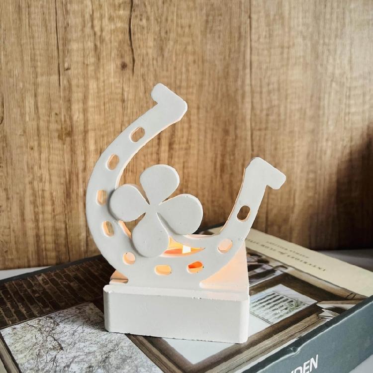 Horseshoe Candlesticks Silicones Molds Fourth Leaf Clovers Candle Holder Molds