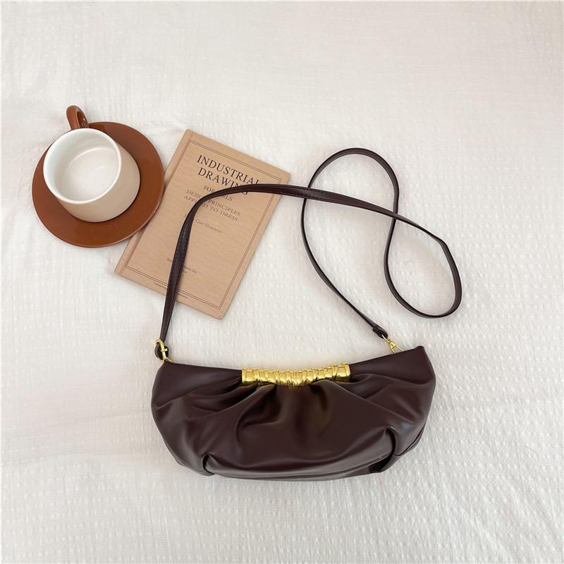 Luxuriöse und elegante Wolken-Stil Bankett-Handtasche und Umhängetasche, personalisierbar und vielseitig