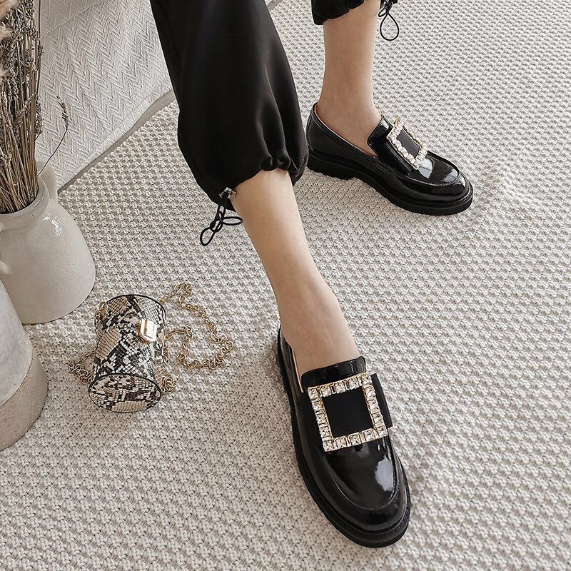 Fashion Famous  Crystal Square Buckle Flats Women Japanned Leather Brogue Shoes British Oxford Creepers Derby Shoes Woman Loafers