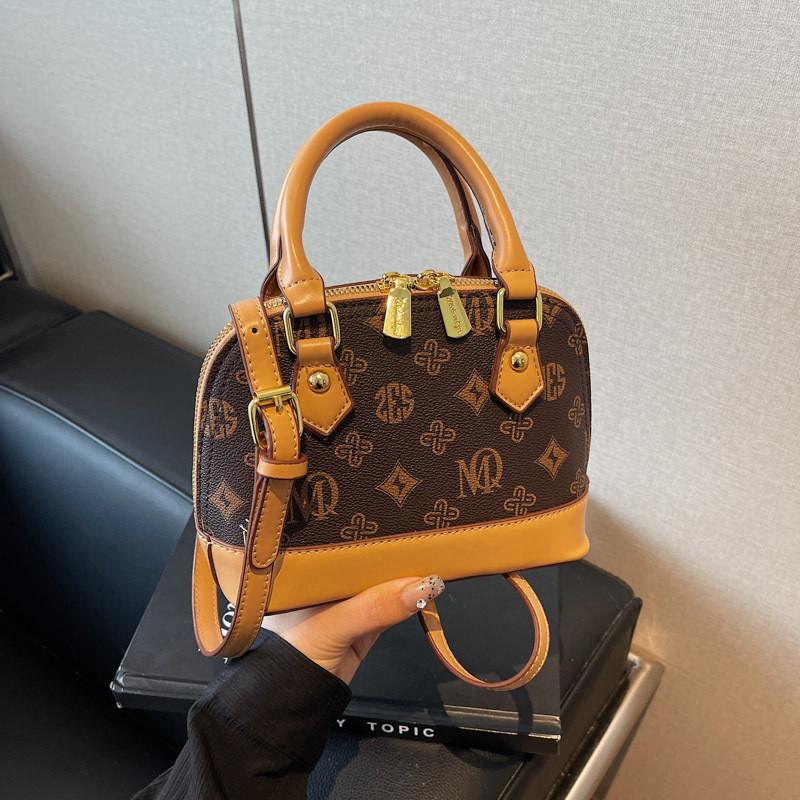 IELGY High-End Niche Retro Bag Fashion One-Shoulder Cross-Body Ladies Portable Shell Bag