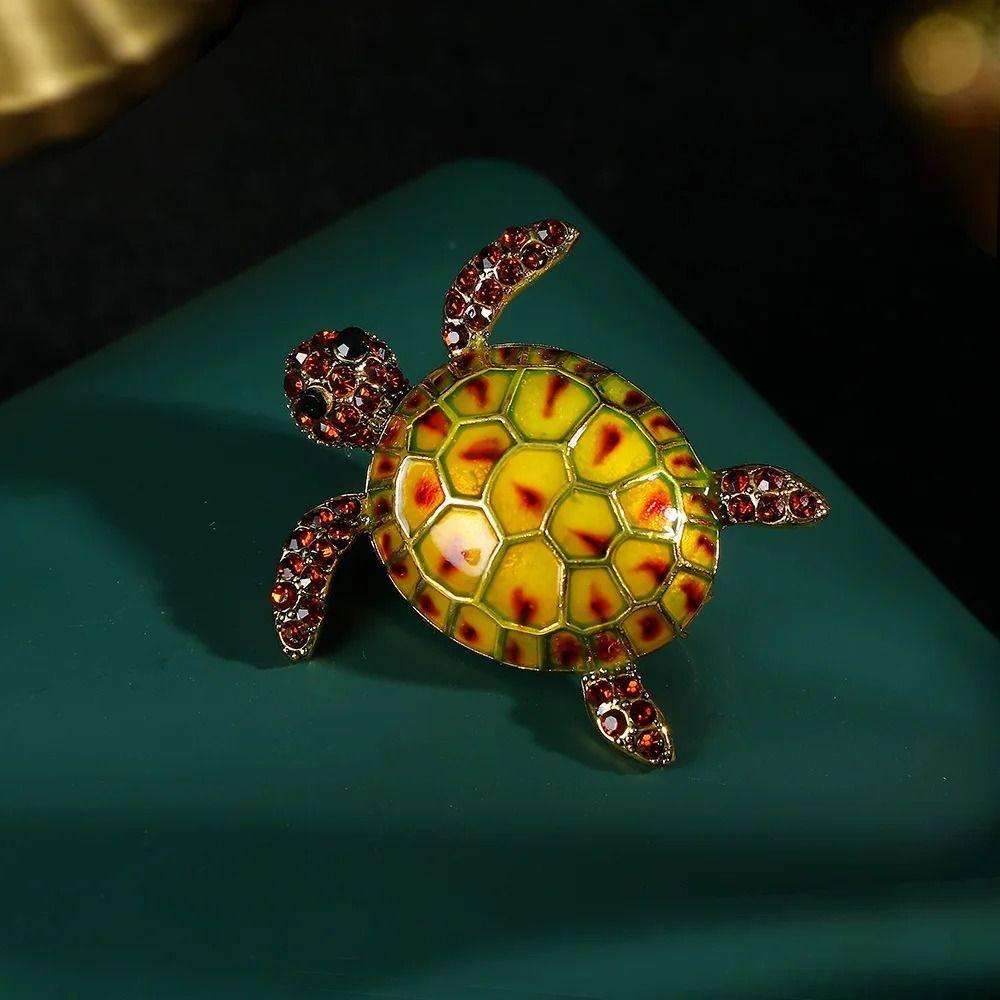 Jewelry Turtle Brooches Creativity Suit Lapel Pin Business Animal Rhinestone Brooch  Shawl