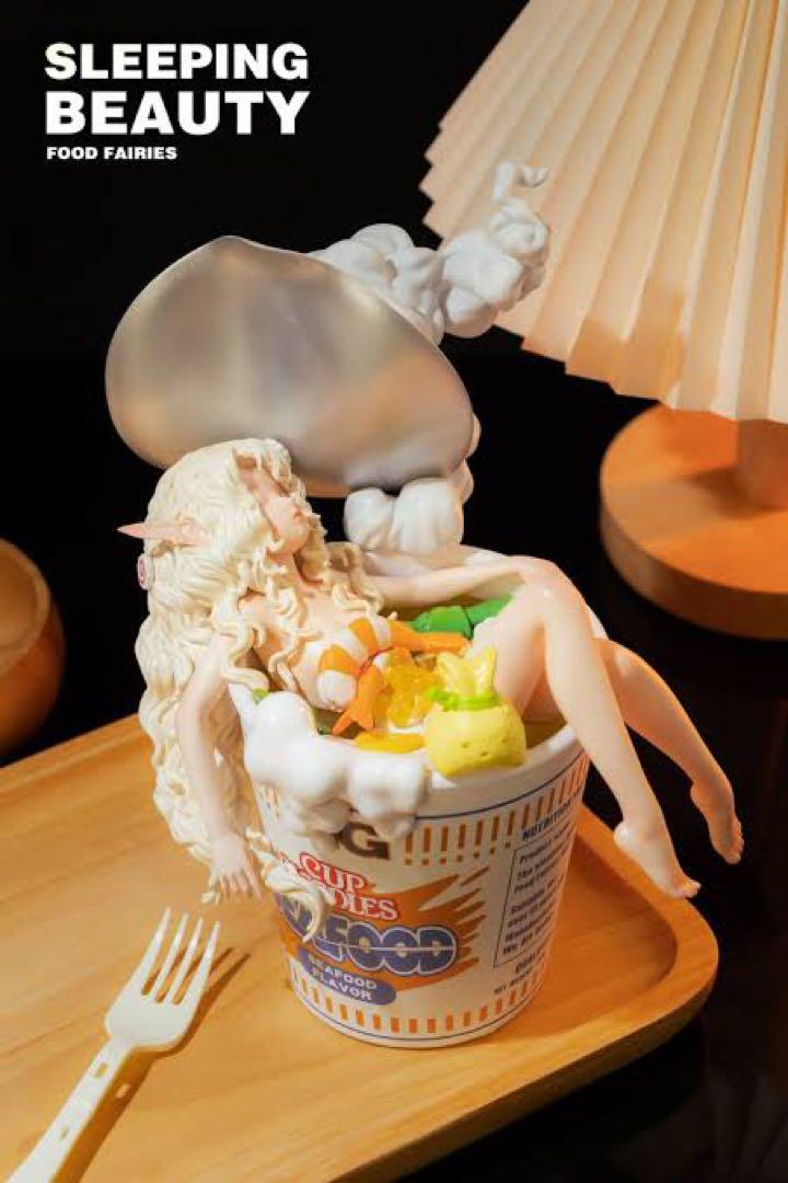 

[USED] Weartdoing food fairies figure ramen witch