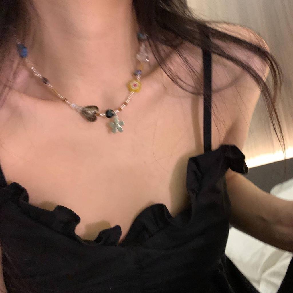 Vintage Multi-Element Crystal Flower Necklace Women'S Light Luxury Niche High-End Sweater Chain Color Beaded Accessories