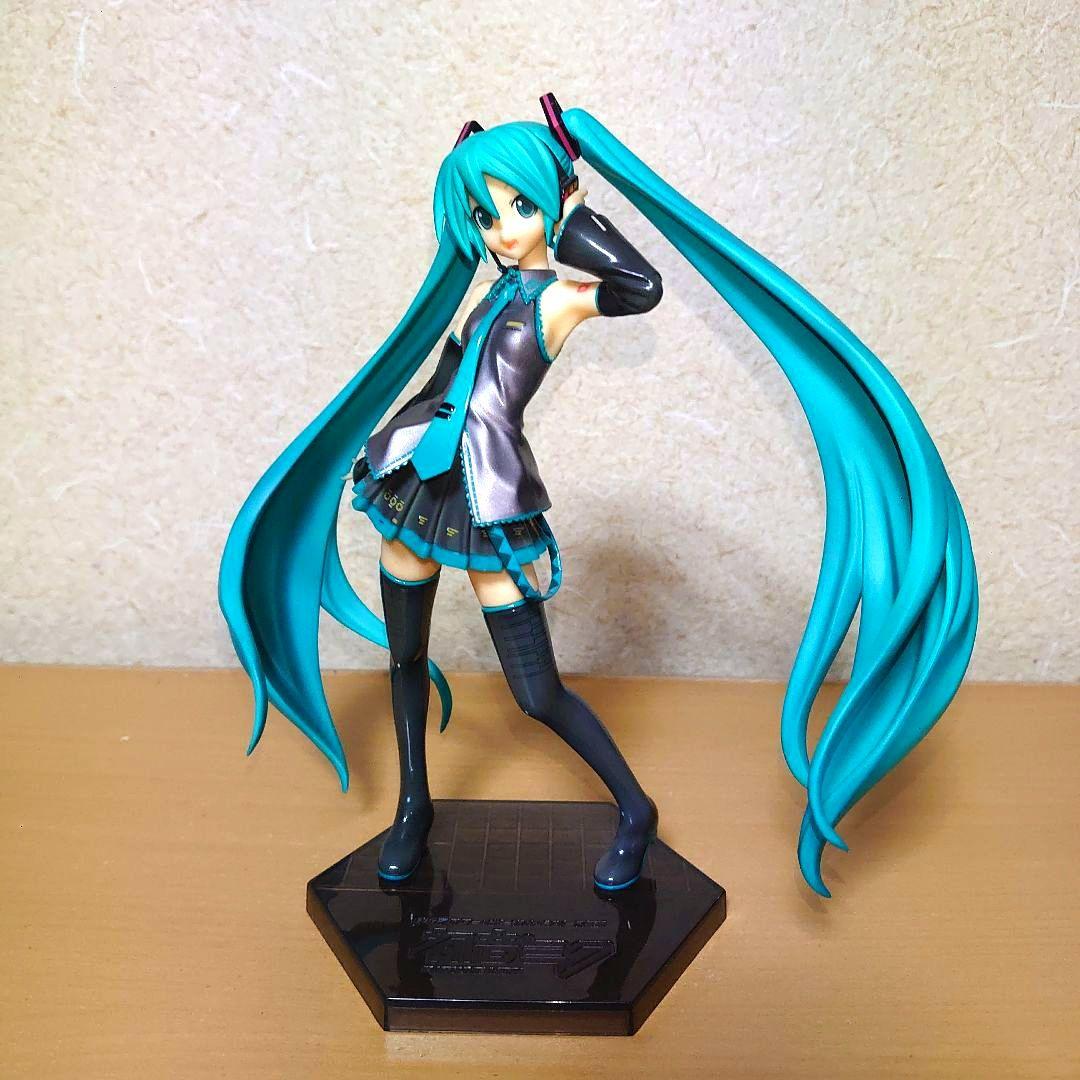 

[Б/У] Серия вокальных персонажей 01 Хатсунэ Мику Фигурка в масштабе 1/7