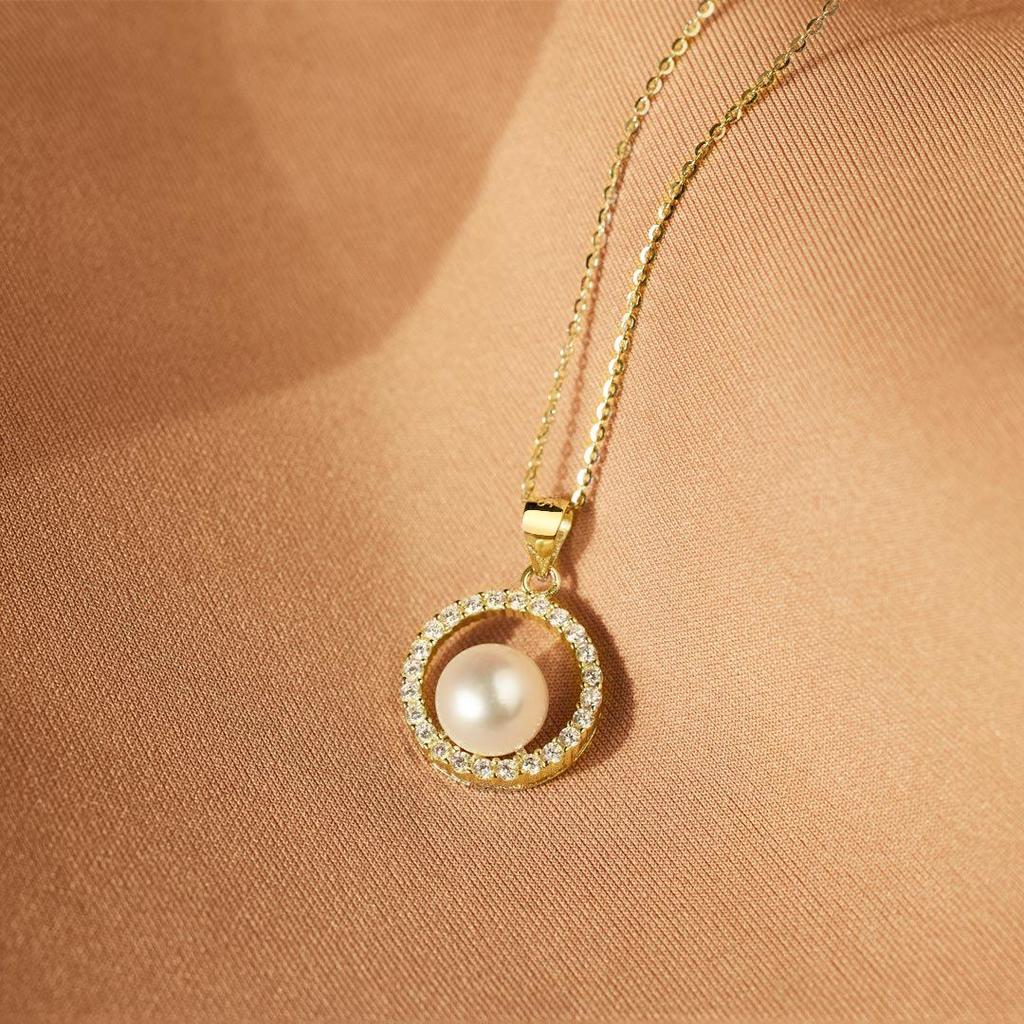 S925 Sterling Silver Freshwater Pearl Necklace with Diamond Accents - Elegant European and American Style Clavicle Chain for Women