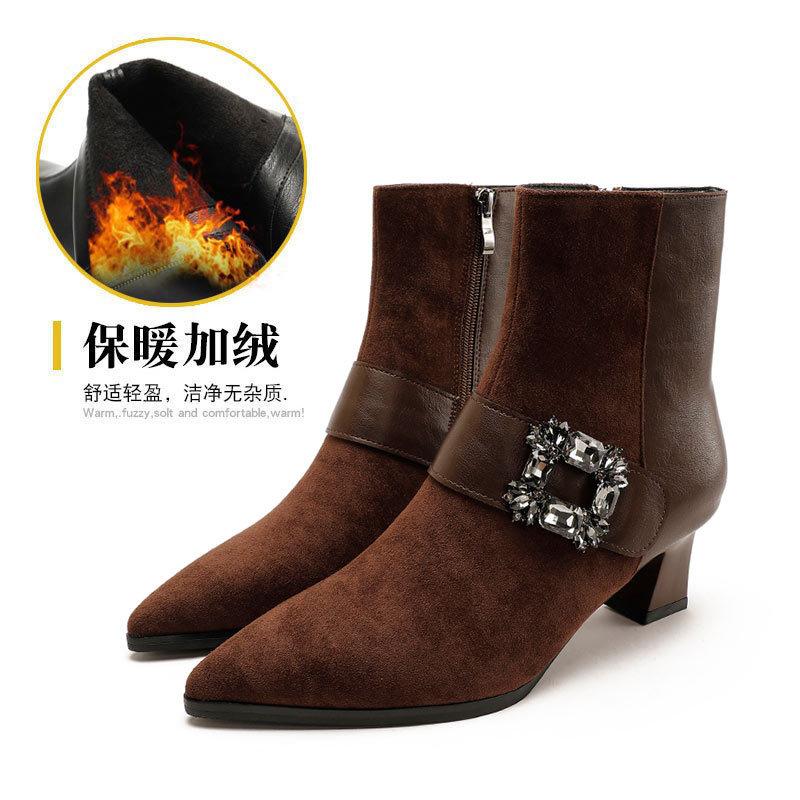 

Короткие сапоги с острым носком на высоком каблуке 2024 года, осень-зима, новые сапоги с боковой молнией, толстый каблук, тонкие сапоги, французская пряжка со стразами, женские сапоги среднего размера 39