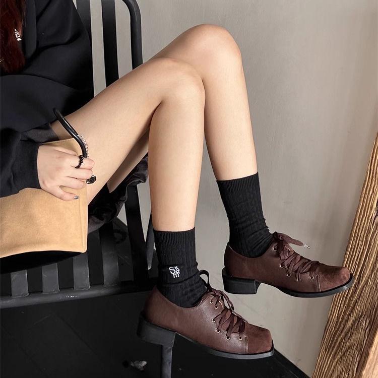 Autumn Retro Lace-Up Chunky Heel Square Toe Leather Shoes for Women