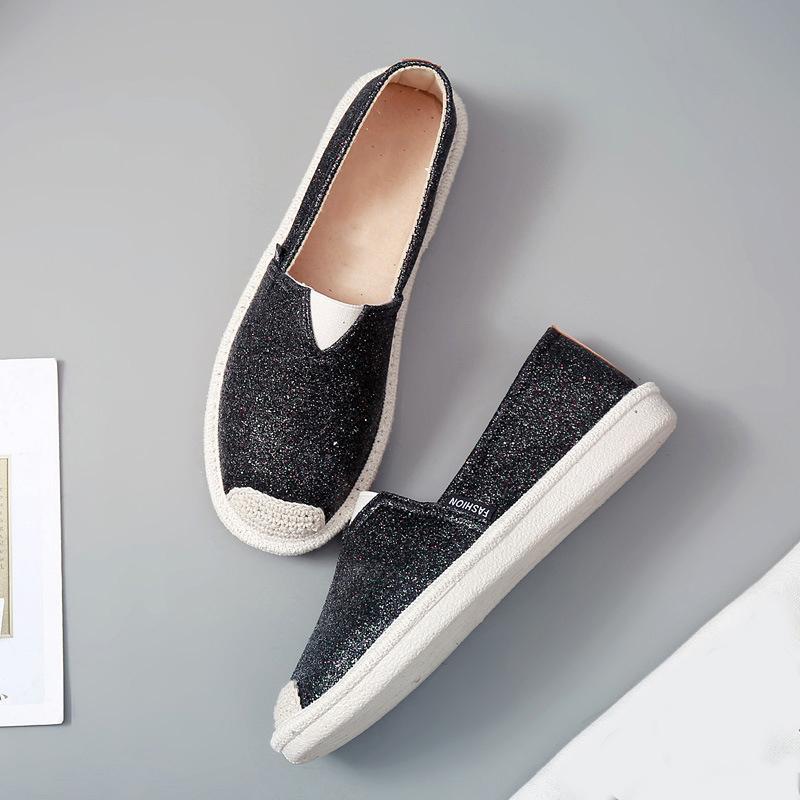 Модные женские туфли на плоской подошве — фото 3