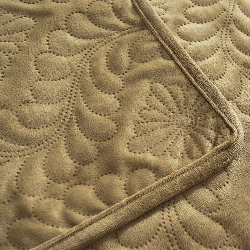 Vysoce kvalitní tlustý měkký plyšový prošívaný ručník na pohovku Protiskluzové potahy na pohovku do obývacího pokoje Jednodílný potah na pohovku pro domácí mazlíčky