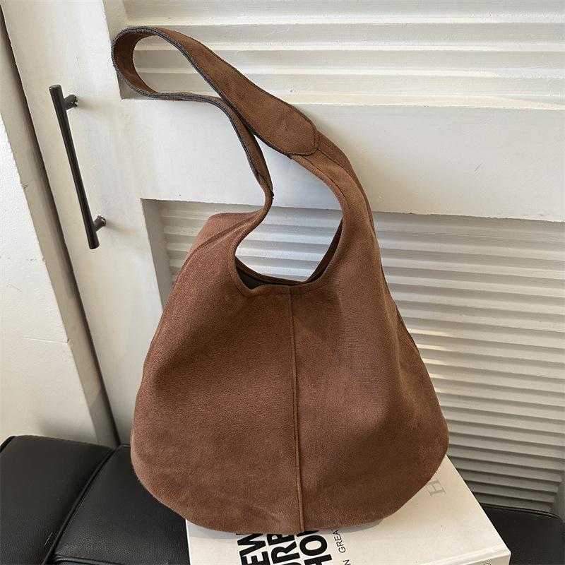 New large-capacity shoulder tote bag, new retro trend fashion versatile casual commuter women's bag