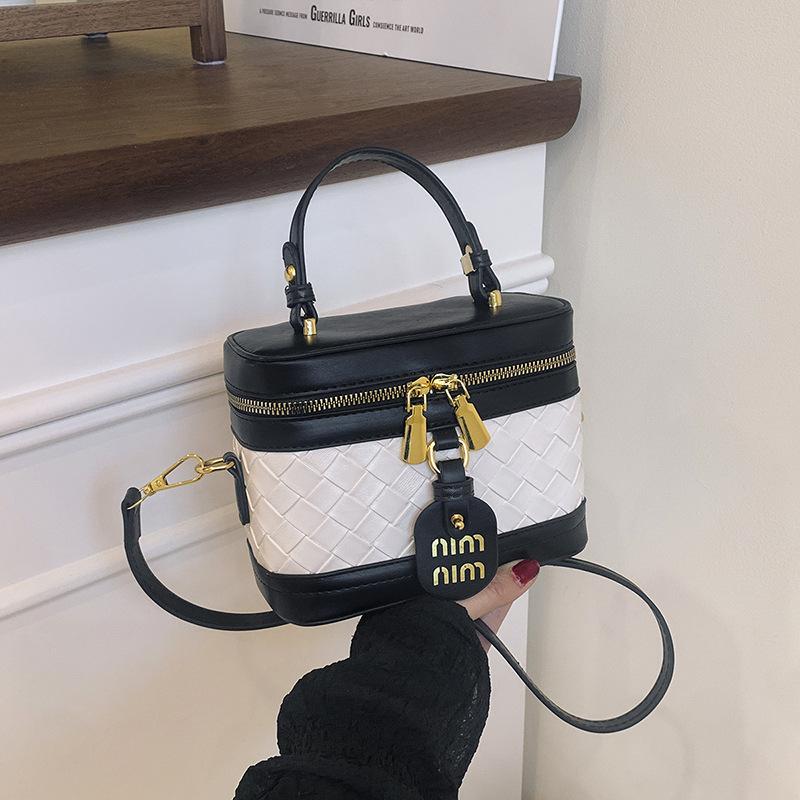 2025 Spring/Summer Korean Style Women's Fashionable Small Square Crossbody Handbag