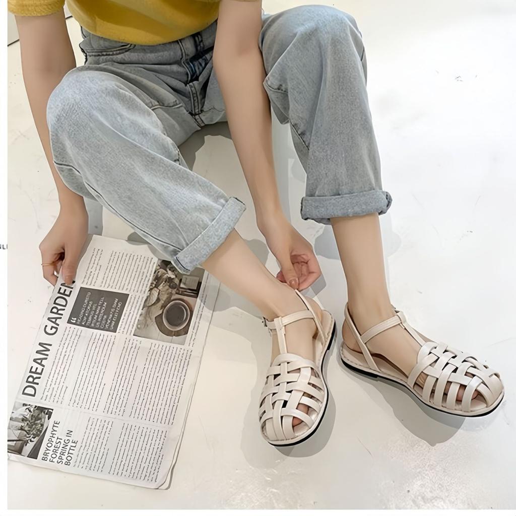 French-style Cuffed Sandals for Women, 2025 New Summer Woven Flat Shoes, Niche Retro Beach Roman Shoes for Women, Large Size
