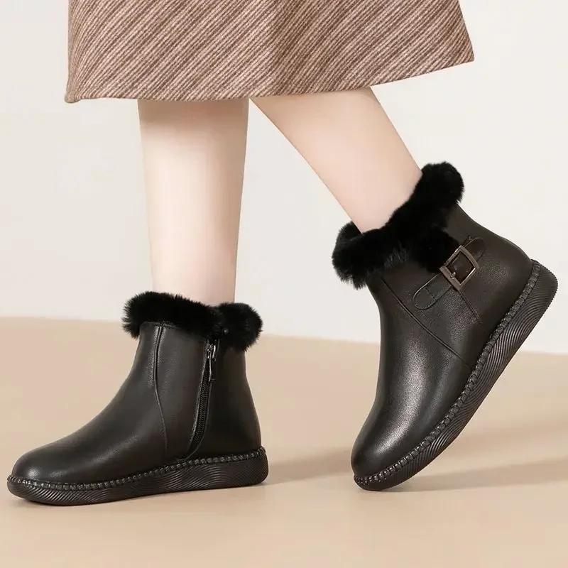 Fashion Tabi Woman Shoes Plus Warm Comfrtable Flat 39 Padded Plush Snow Boots for Women No Slipery Work Designer Luxury Trend 2024 Furry