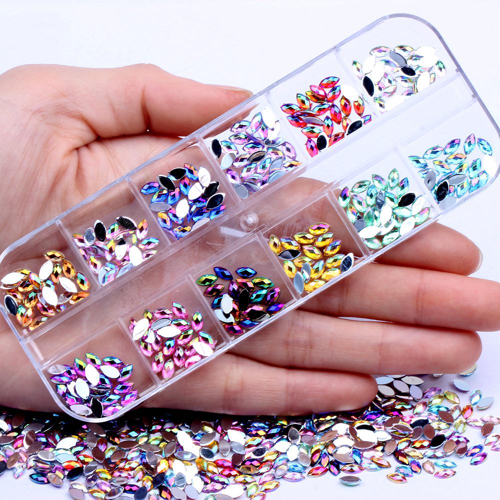 12-barevné 3x6mm Malé akrylové diamanty kočičí oko pro dekoraci nehtů a očního make-upu