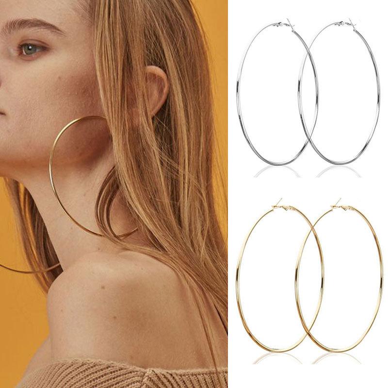 Orecchini a cerchio grande esagerati, orecchini in metallo liscio semplici personalizzati europei e americani da donna, gioielli