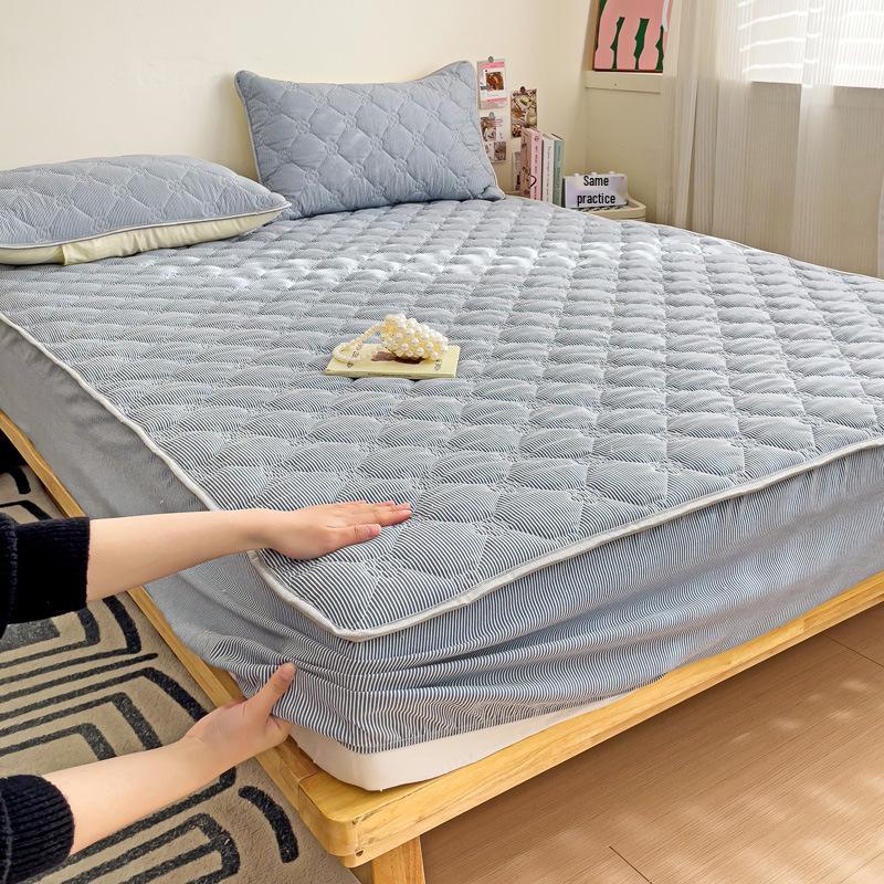 Cloud Cotton Skin-Friendly Thickened Fitted Sheet: Solid Color, Pure Cotton, Non-Slip, Machine Washable.