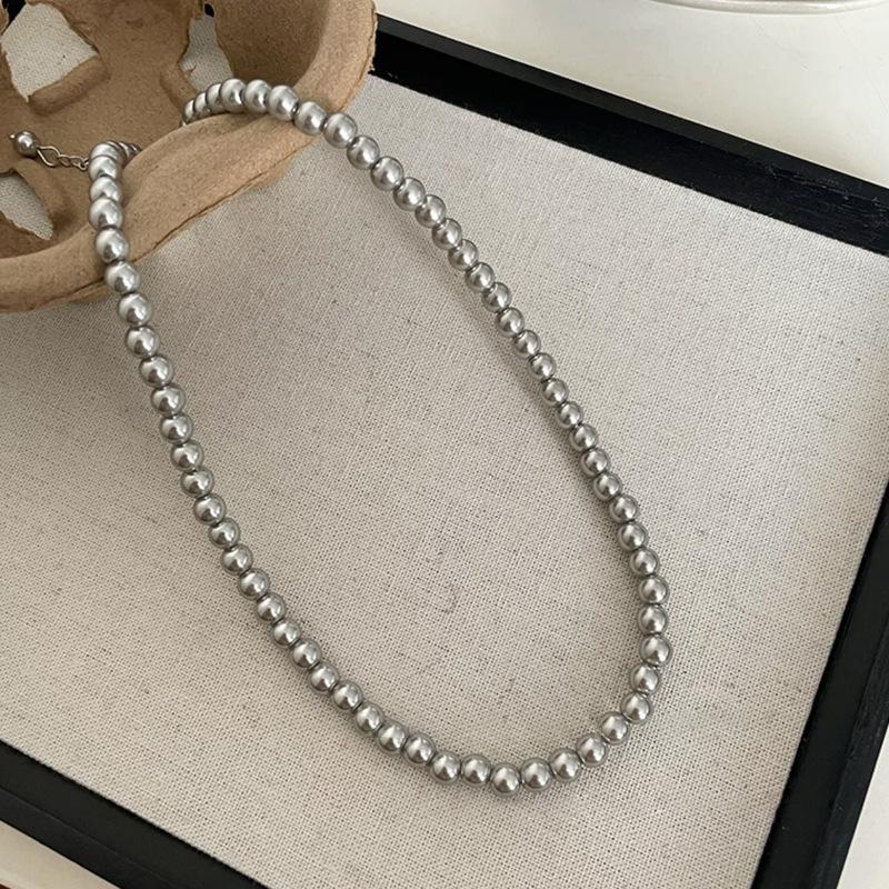 2024 New French High-end Gray Pearl Necklace for Women Fashionable Simple Daily Accessories Party  Birthday Gifts