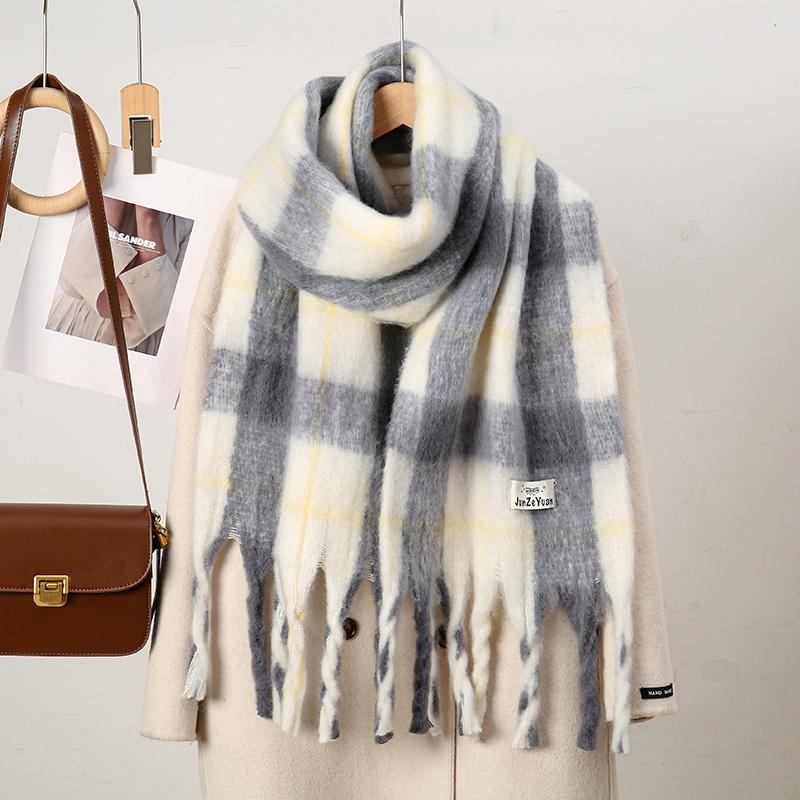 Fashion Plaid Print Scarf Tassels Shawl For Women Winter Warm Wraps Thick Pashmina Muffler Outdoor Coldproof Shawl  Scarves