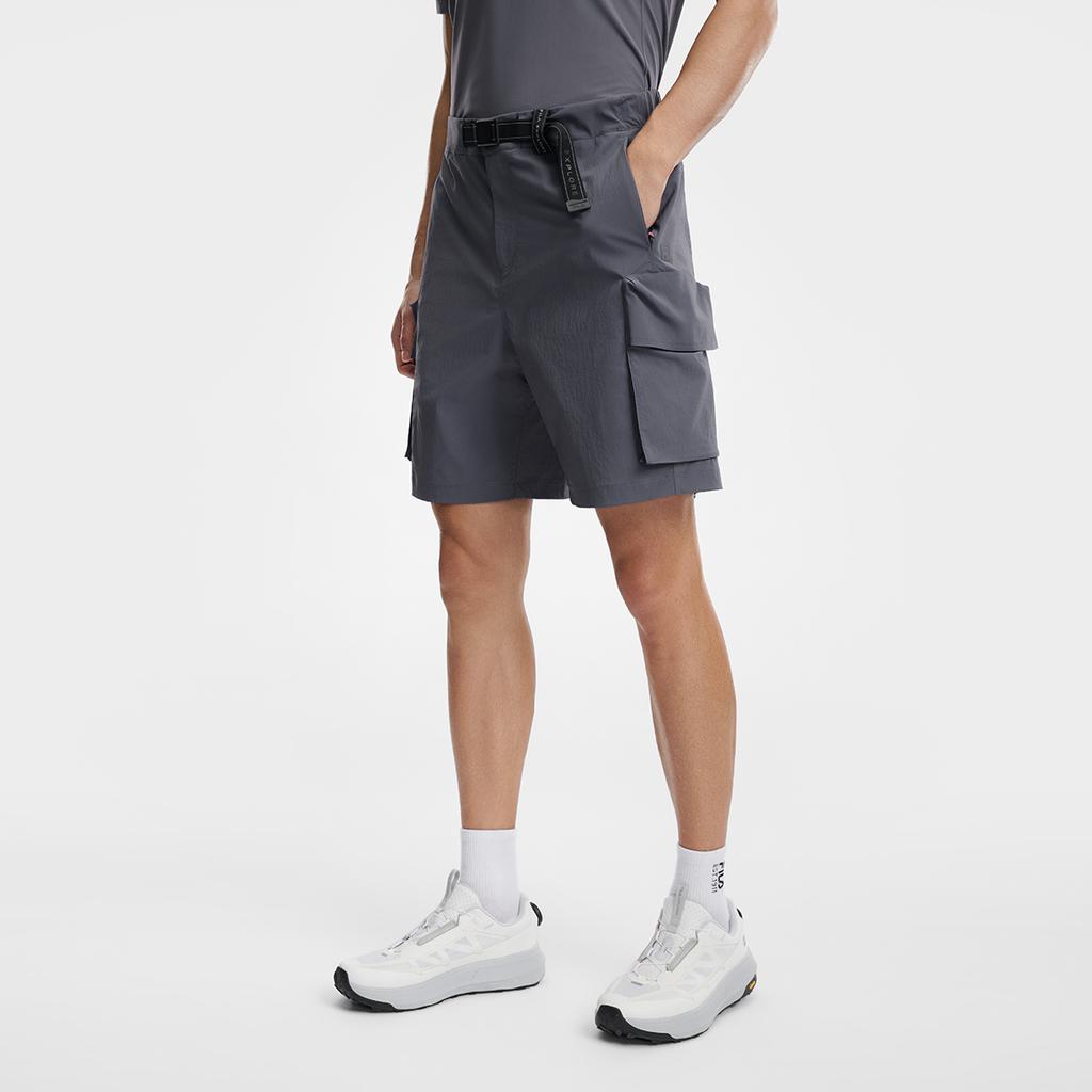 FILA Explore Classic Outdoor Casual Sports Versatile Comfortable Loose Woven Cargo Shorts Men shorts Dark-Gray A11M627803FDY