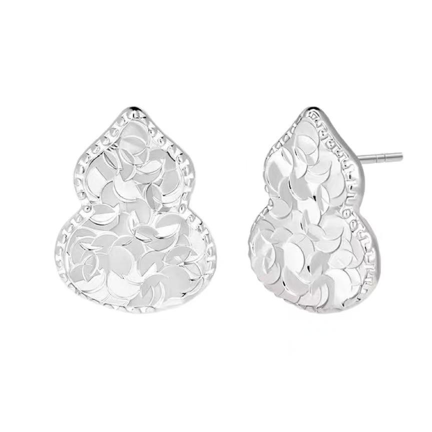 Dragon Scale Gourd Crushed Ice Earrings: Dazzling Fu Lu Studs for Women, Versatile High-End Jewelry Accessories.