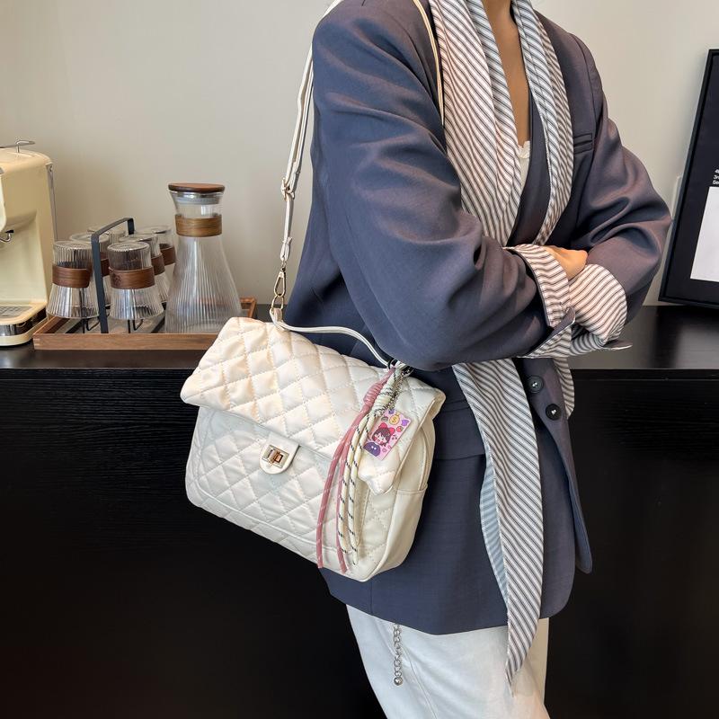 Rhombus Chain Bag Women's Large Capacity 2025 New Fashion Autumn and Winter Shoulder Messenger Bag Versatile Texture Shoulder Back