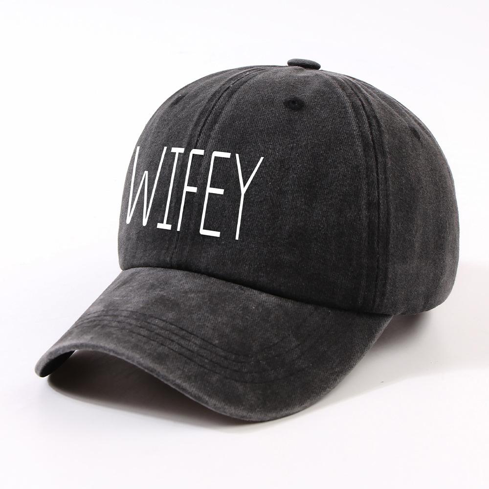 Fashion Letter Labeling Washed Old Cap Men and Women Street Play Sunscreen Four Seasons Baseball Cap