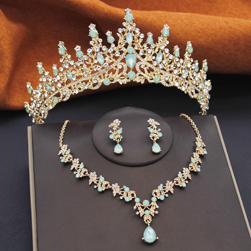 Gorgeous Crown Bridal Jewelry Set for Women Tiaras Birthday Wedding Dress Crowns and Choker Necklace Earrings Set Accessories
