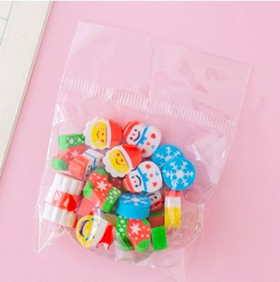 

Креативные ластики в виде рождественских шаров: Праздничные студенческие подарки