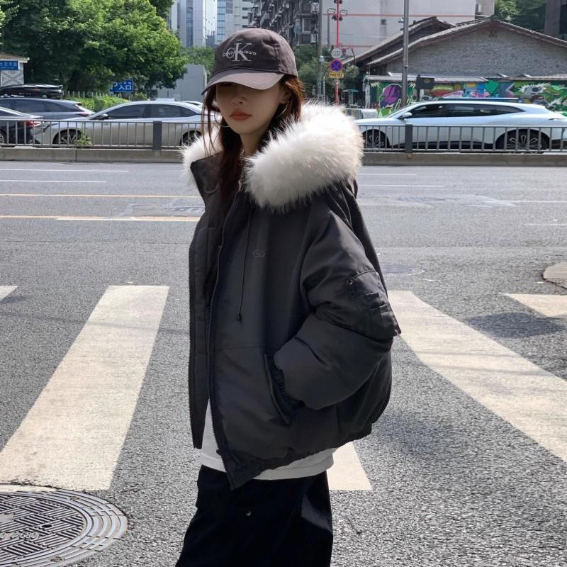 Womens Oversized Hooded Puffer Coat With Faux Fur Collar Winter Warm Thick Cotton Jacket Loose Fit Casual Outdoor
