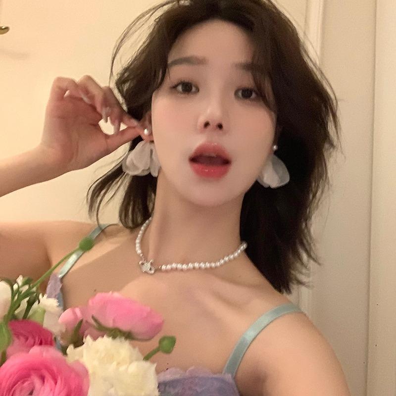 1Pair Summer Pearl Flower Earrings For Women Girls Retro Petal Earrings Light Luxury  Exquisite Earrings Jewelry Gifts