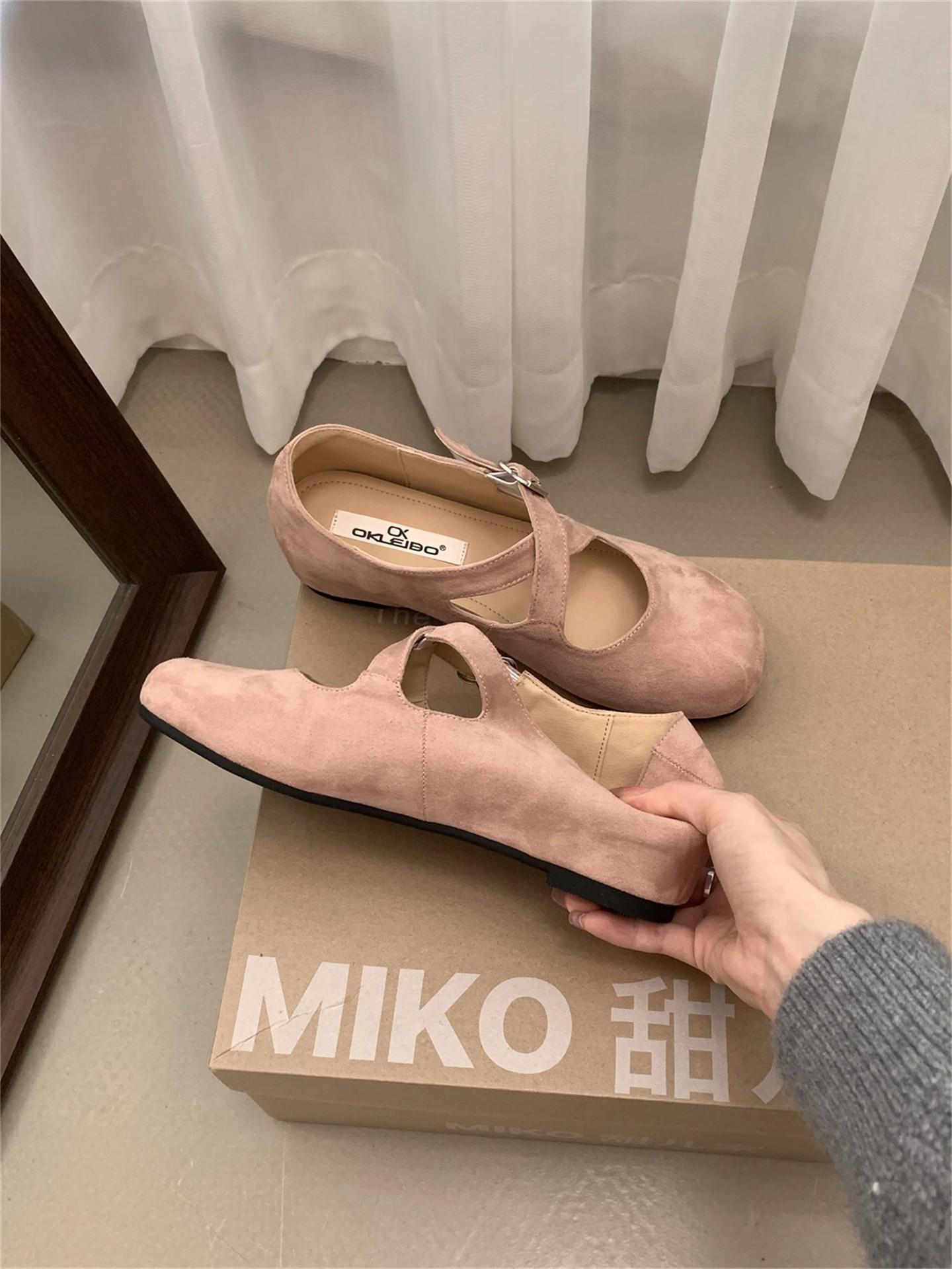 

Чувство моды, неглубокий носок, французские туфли с заостренным носком, женские туфли весна 2025, новый французский ремень с одним словом, женские туфли Мэри Джейн 35 розовый