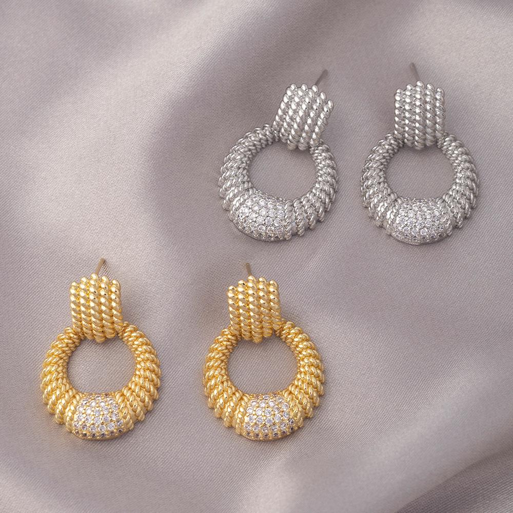 925 Silver Zircon Needle Stud Earrings for Women - Luxurious and Versatile Design for Daily Wear