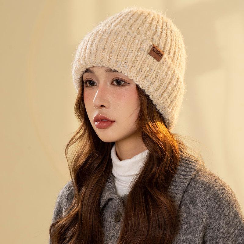 Small leather label dot knitted warm hat women's winter pullover ear protection cycling hat outdoor knitted straight hat