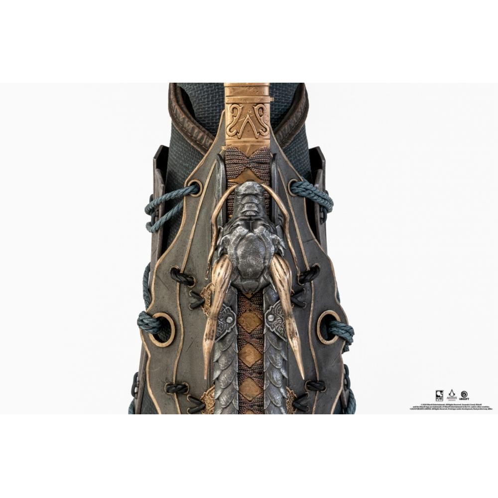 ASSaSSin S Creed SerieS 1 1 ASSaSSinS Creed  Naoe Hidden Blade Scale Replica