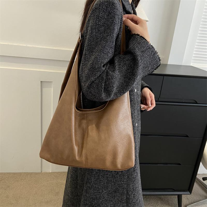 Popular Retro Tote Women's Large-capacity New Versatile Mother and Child Bag Underarm Bag Premium Shoulder Bag