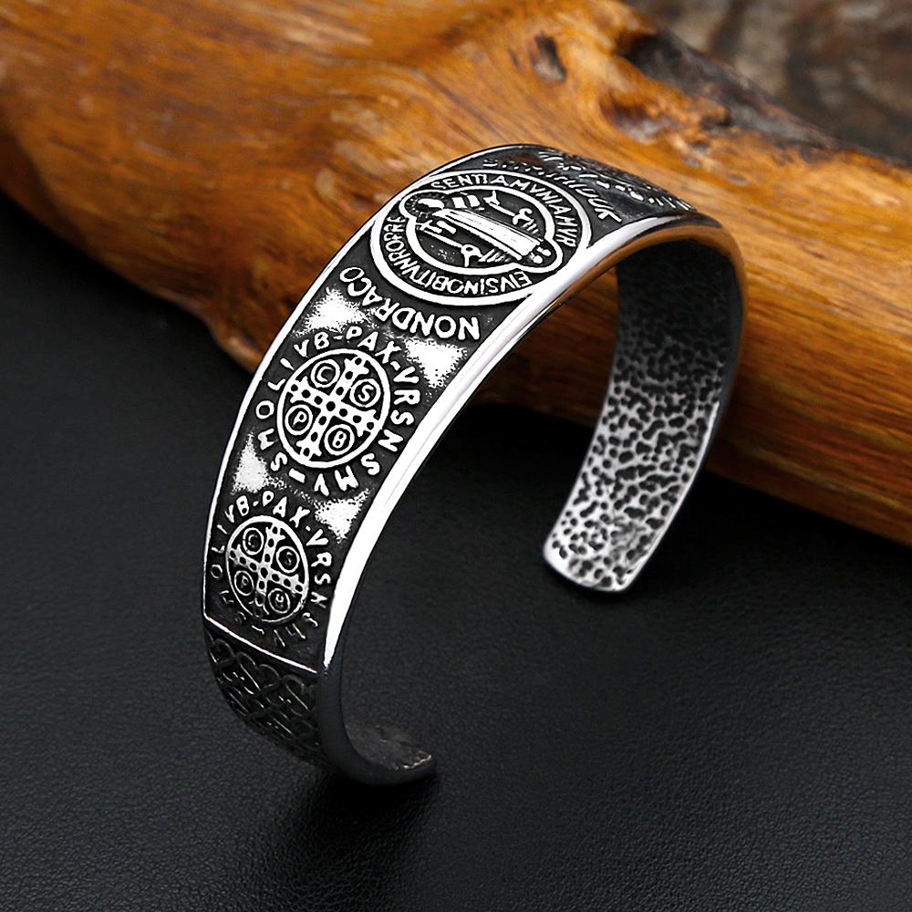 Vintage Saint Benedict Exorcism Bracelet for Men Women Stainless Steel Hip Hop Biker Opening Amulet Bangle Creative Jewelry Gift