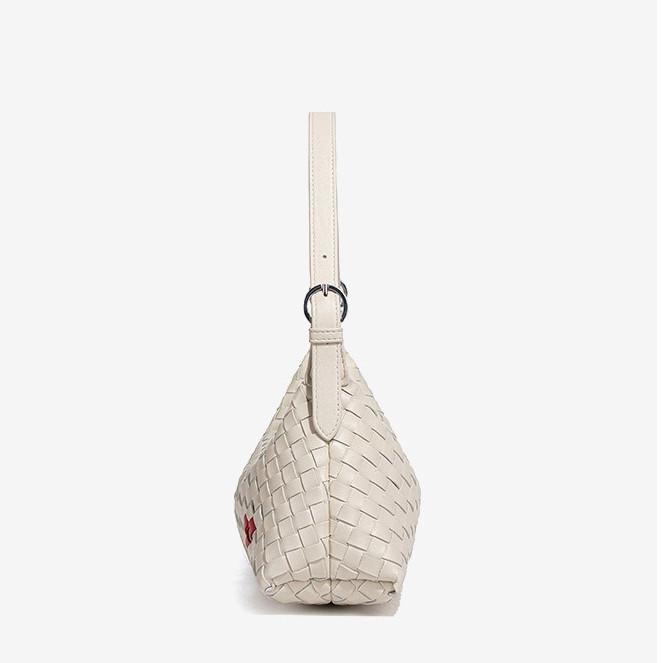 IELGY Hand-Woven Baguette Bag All-Match Commuter Underarm Bag White