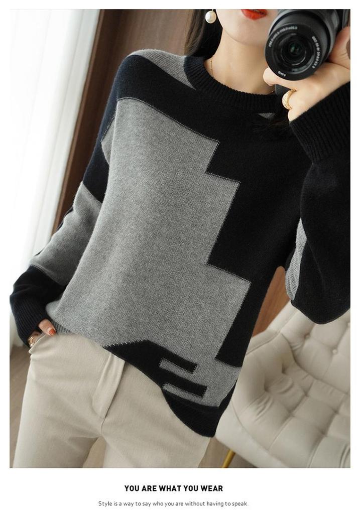 Autumn/Winter 100% Pure Wool Women's Loose Color Block Knit Sweater, Round Neck Base Layer Top