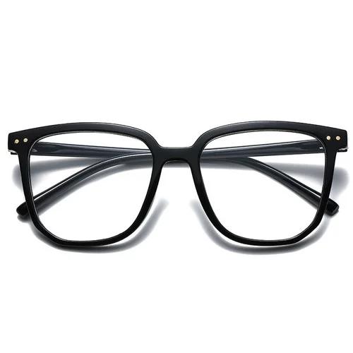 Women'S Chic Gradient Rivet Detail Street Style Fashion Glasses Sleek Black Frame with Clear Lenses Complete Edge Protection