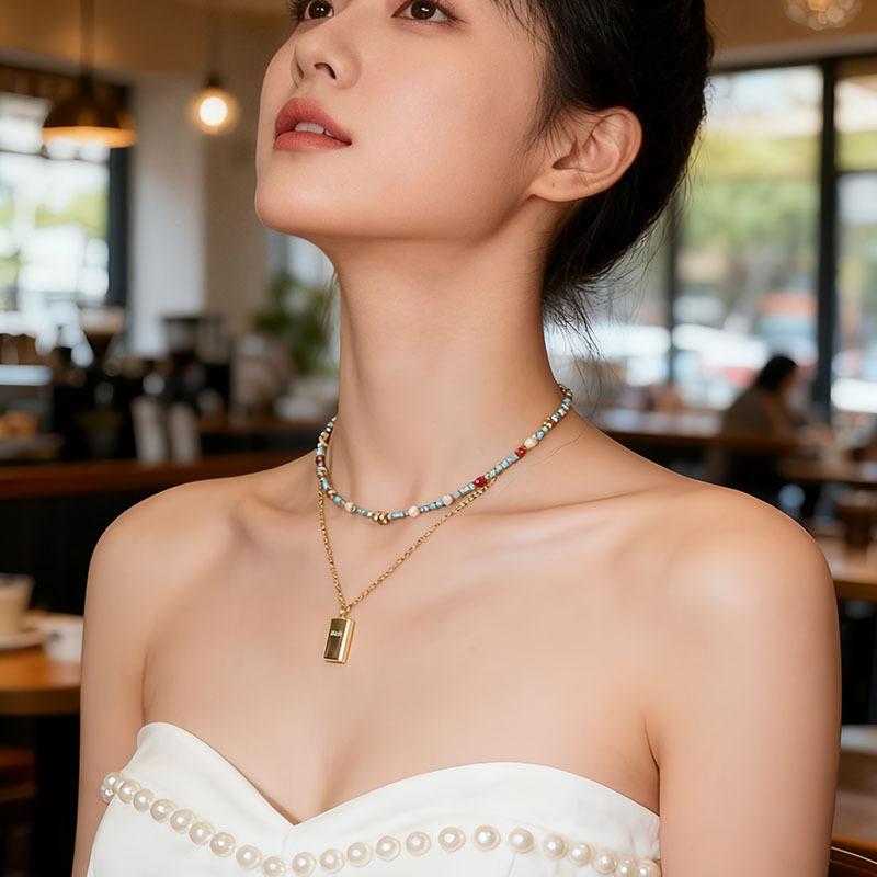 Collana clavicolare con perline di pietra naturale turchese per donna, gioielli di lusso di nicchia
