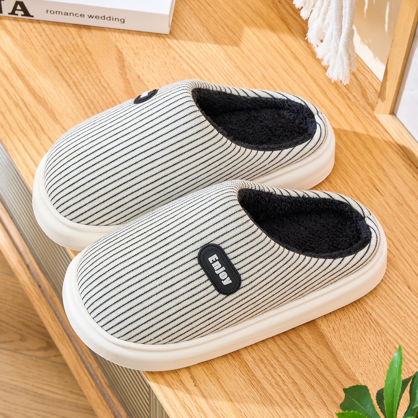 

Зимние женские домашние тапочки плюшевые теплые с толстой подошвой шлепанцы дышащие мягкие нескользящие тапочки для дома и улицы мужские повседневные тапочки 36-37 белый