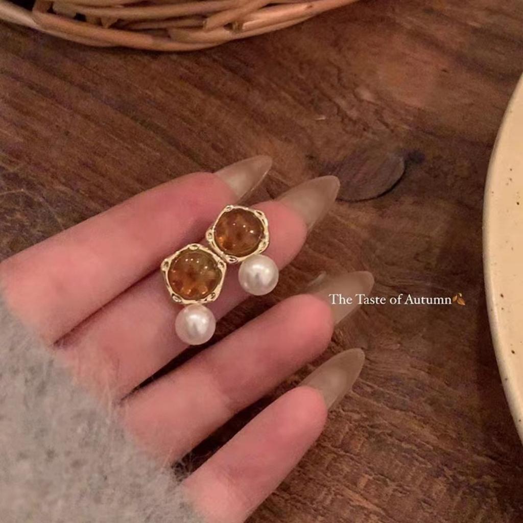 French Baroque Special-Shaped Pearl Pendant Earrings Women'S Niche Fashion Versatile Design Sense Knotted Earrings Earrings